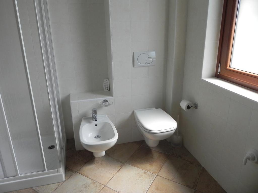Casa Mattia Apartment Sorico Phòng bức ảnh