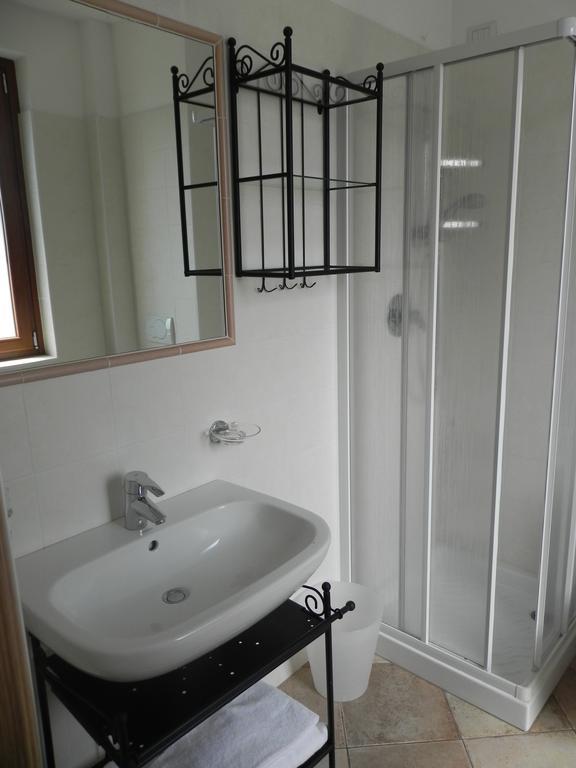 Casa Mattia Apartment Sorico Phòng bức ảnh