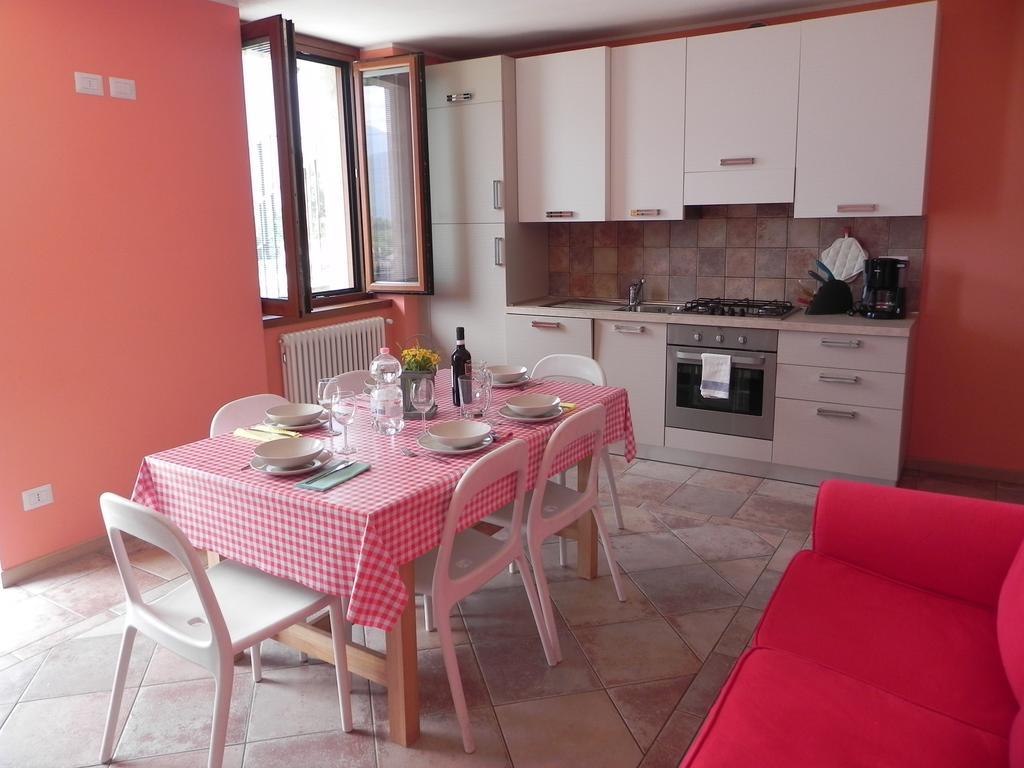 Casa Mattia Apartment Sorico Phòng bức ảnh